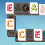 Sammle 3 gleiche Alphabet Plättchen